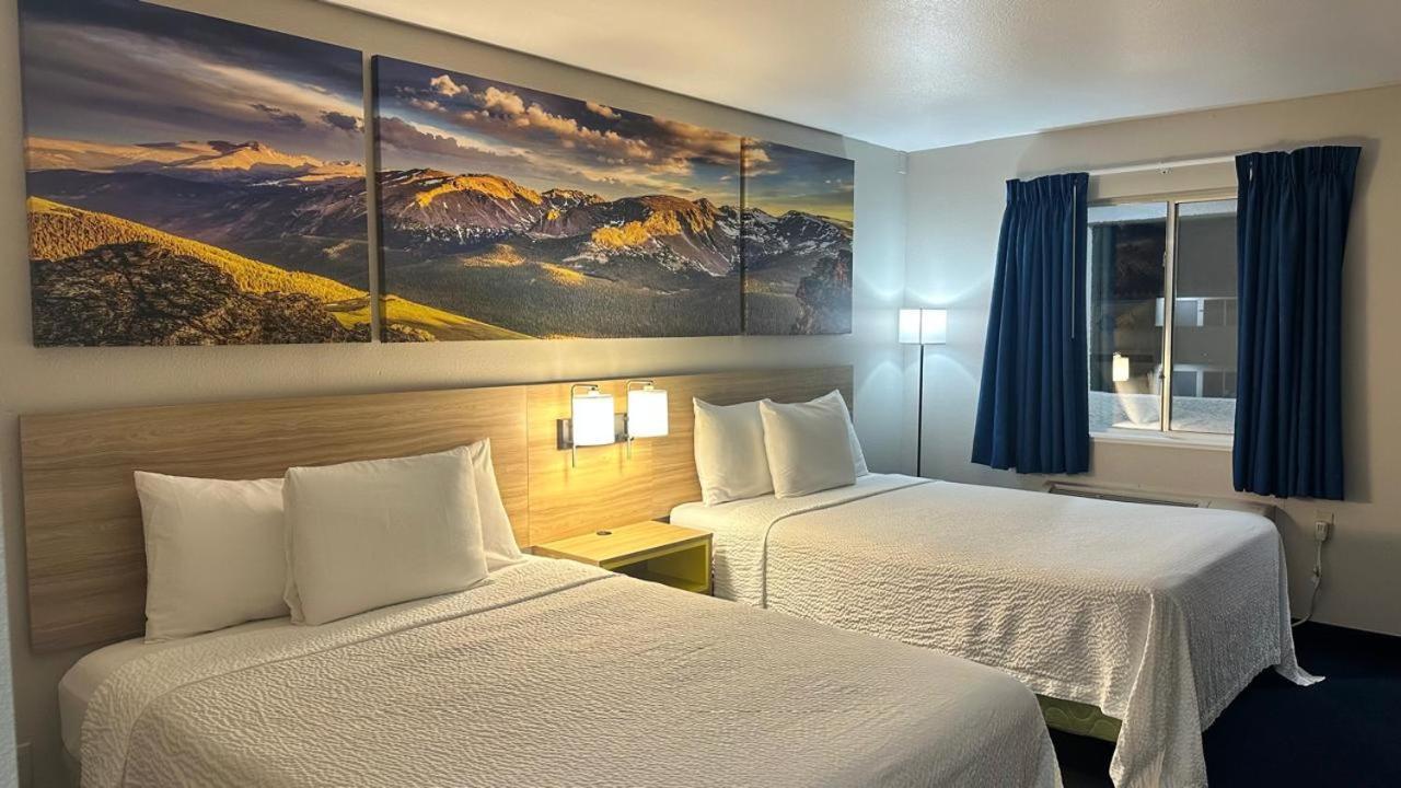 Days Inn By Wyndham Ridgecrest Near China Lake Naval Station Buitenkant foto